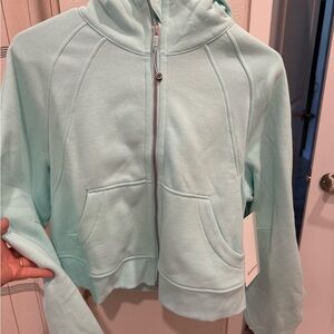 Lululemon minty green scuba